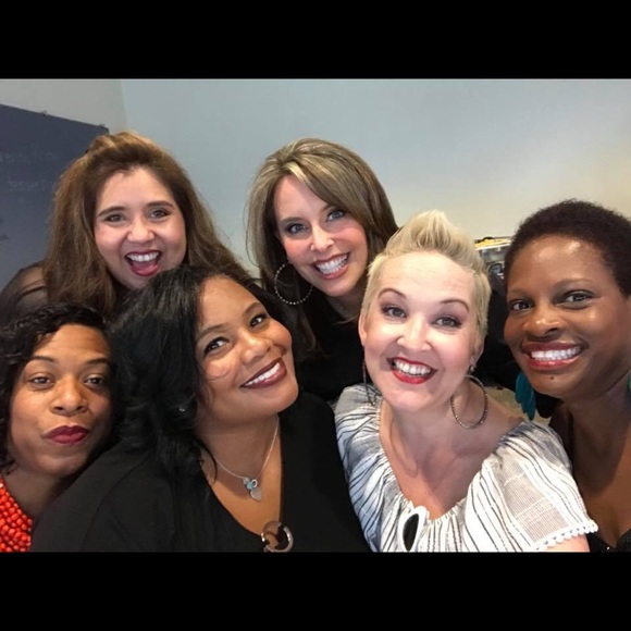 Meet your Posher, Janell - Picture 7 of 8